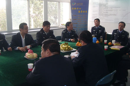济南市公安局公共交通分局向导莅临交运出租视察指导-Z6尊龙凯时