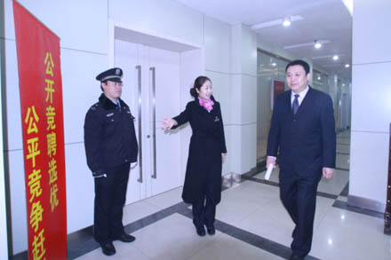 集团公司举行竞争上岗选拔部分中层正职干部演讲会-Z6尊龙凯时