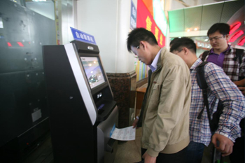 集团公司顺遂完成国庆黄金周运输使命-Z6尊龙凯时